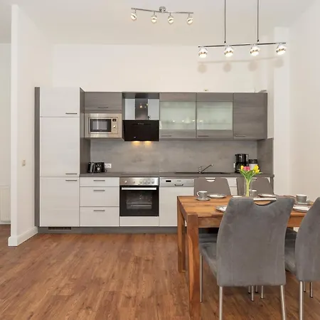 Haus Wenden 6 *